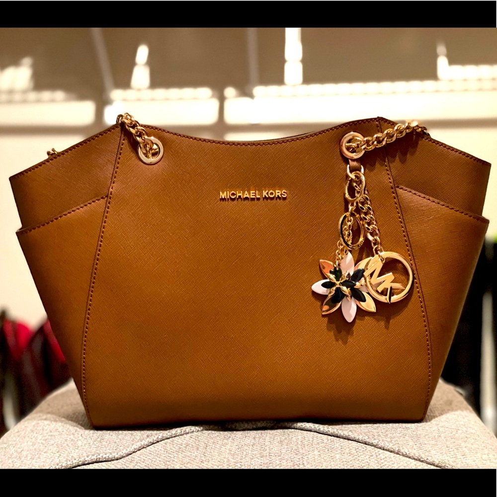 Like New Michael Kors Saffiano Leather Top-Zip Bag